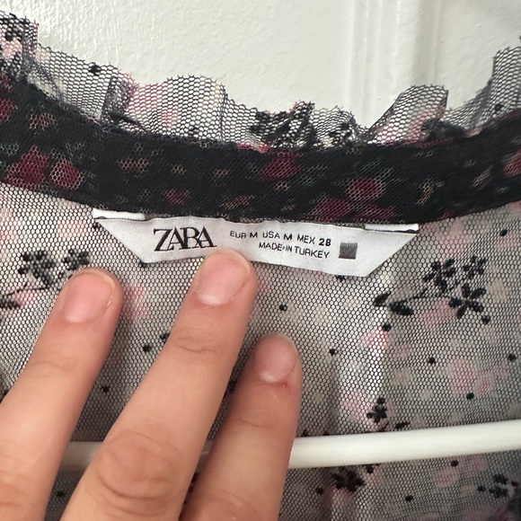 Zara Sheer Floral Black Blouse with Ruffles Size Medium Womens - Picture 8 of 16